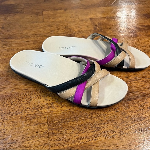 Vionic women’s purple black tan strappy slip on sandals supportive size 7.5 - Picture 1 of 8